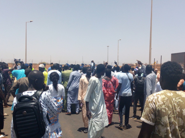 Un régiment de Thiantacounes en route pour Touba, pour empêcher l'enterrement de Béthio Thioune