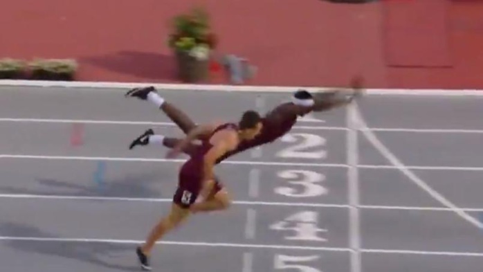 VIDEO-Cet athlète remporte un 400 mètres haies grâce à un plongeon