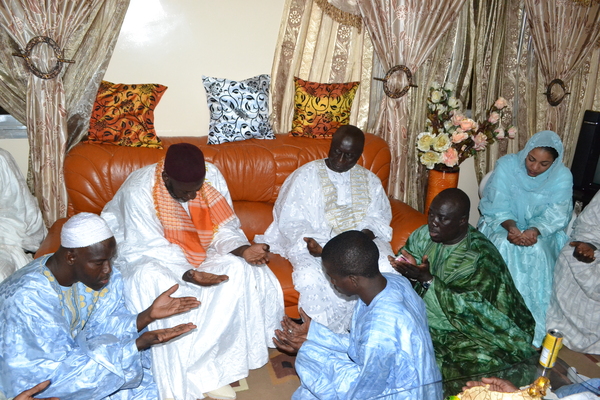 (Photos- Vidéos) Magal de Darou Salam : Idrissa Seck et Lena Sène reçoivent des prières à Touba