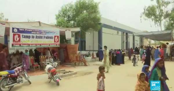 Panique au Pakistan: plus de 500 personnes testées séropositives en 10 jours