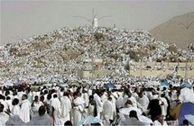 Les fidèles au  Mont Arafat