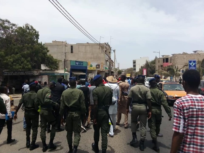 Manifestation devant la 7TV: tout est rentré dans l'ordre... grâce à la gendarmerie (images)