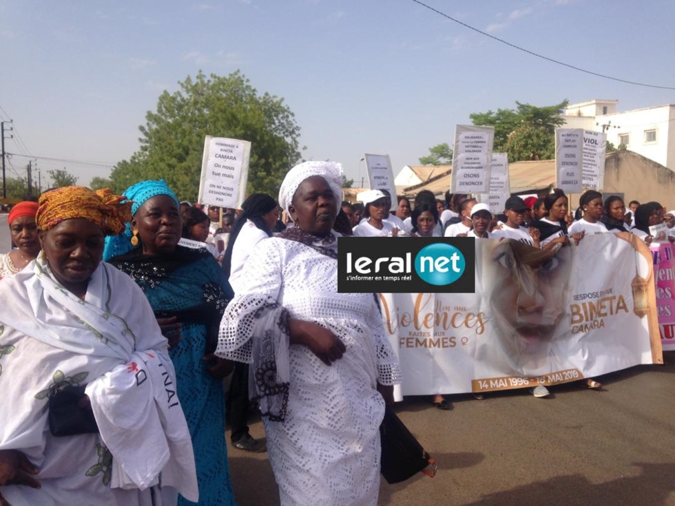 PHOTOS INEDITES - Tambacounda: Marche des jeunes pour dénoncer la mort de Bineta Camara