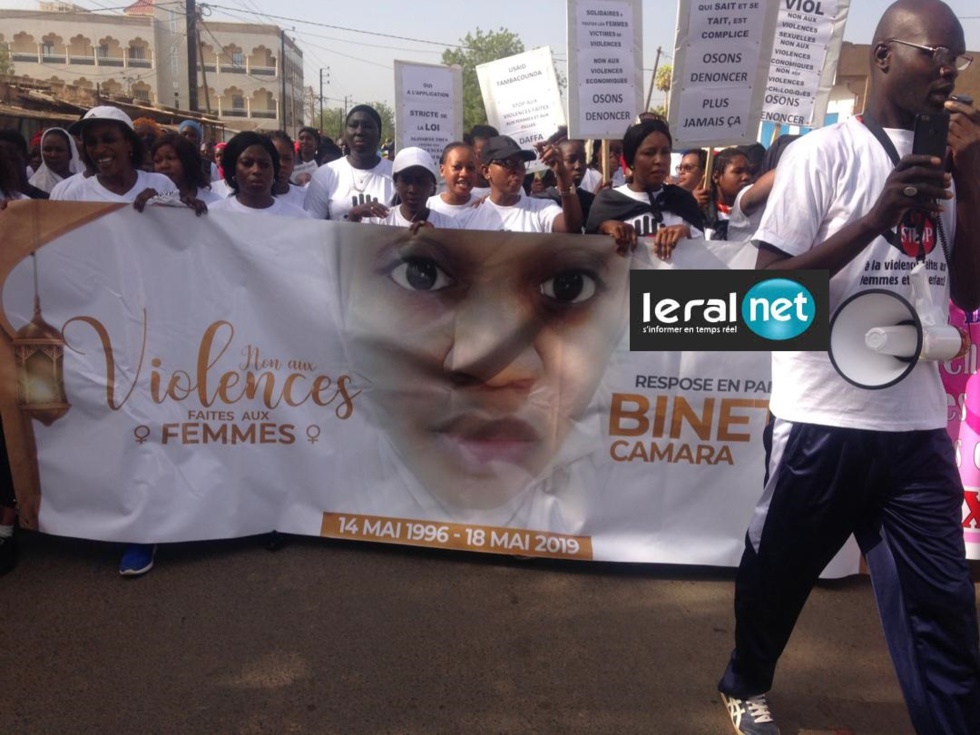 PHOTOS INEDITES - Tambacounda: Marche des jeunes pour dénoncer la mort de Bineta Camara