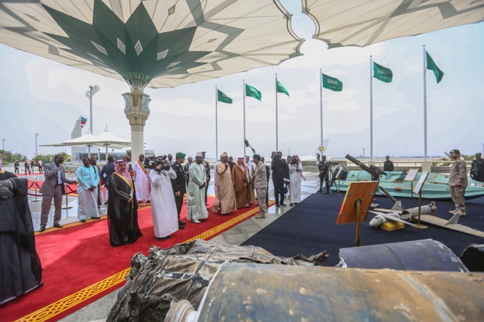 Sommet de l’OCI: Macky Sall est arrivé en Arabie Saoudite (images) Sommet de l’OCI: Macky Sall est arrivé en Arabie Saoudite (images)