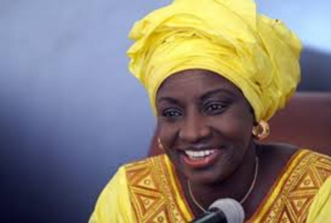 CESE : Aminata Touré compte résoudre le problème de l’avancée de la mer CESE : Aminata Touré compte résoudre le problème de l’avancée de la mer