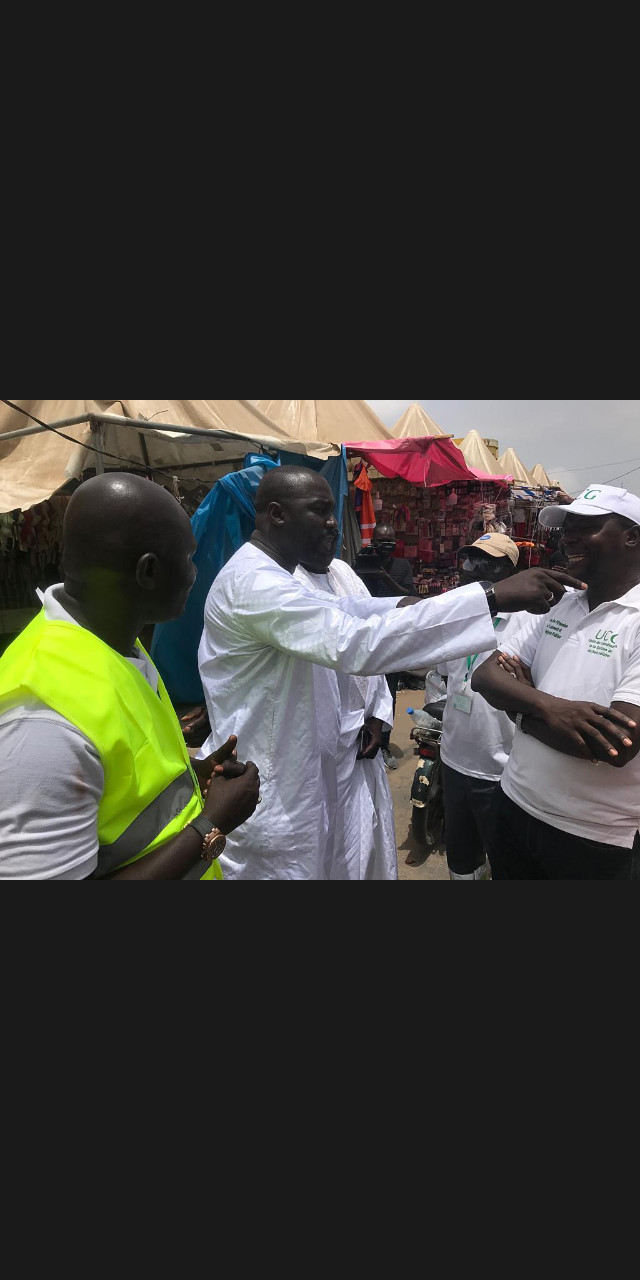 PHOTOS - Korité: Visite sur le terrain aux techniciens de surface par le Ministre Abdou Karim Fofana PHOTOS - Korité: Visite sur le terrain aux techniciens de surface par le Ministre Abdou Karim Fofana