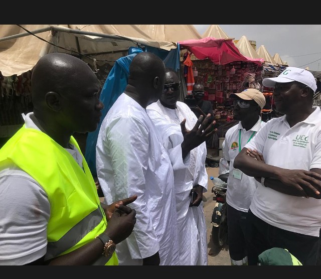 PHOTOS - Korité: Visite sur le terrain aux techniciens de surface par le Ministre Abdou Karim Fofana PHOTOS - Korité: Visite sur le terrain aux techniciens de surface par le Ministre Abdou Karim Fofana