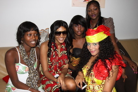 Les photos de l'anniversaire de Adja Ndoye : Le Yendou dans un appartement des Almadies
