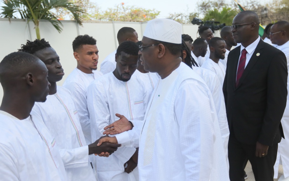 PHOTOS - Cérémonie de remise du Drapeau à l'équipe Nationale de Football