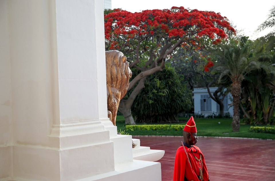 PHOTOS - Rencontre du Président Macky SALL avec SEM Mokgweetsi Masisi, Président de la République du Botswana PHOTOS - Rencontre du Président Macky SALL avec SEM Mokgweetsi Masisi, Président de la République du Botswana