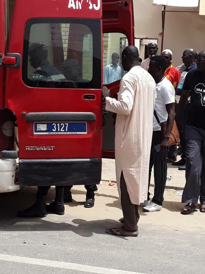 Saint-Louis: Une jeune fille retrouvée morte dans sa chambre (images) Saint-Louis: Une jeune fille retrouvée morte dans sa chambre (images)