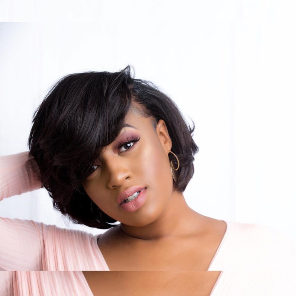 PHOTOS – Betty encore plus belle et sexy malgré sa prise de poids !