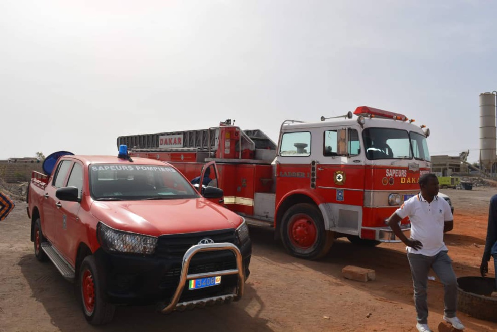 PHOTOS - Les images de l'incendie de l'usine de recyclage des déchets plastiques située à Keur Ndiaye LO