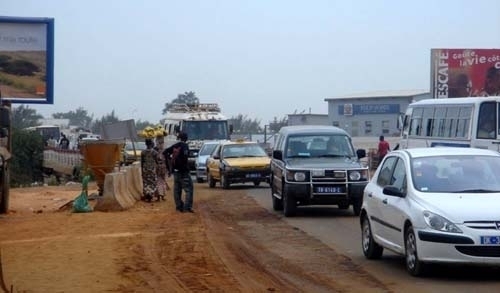 Bouchon entre Rufisque et Bargny: Karim Wade annonce la fin du calvaire