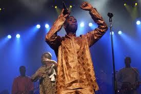 Youssou NDOUR confond le palais de la République aux Palais des congrès de Bercy