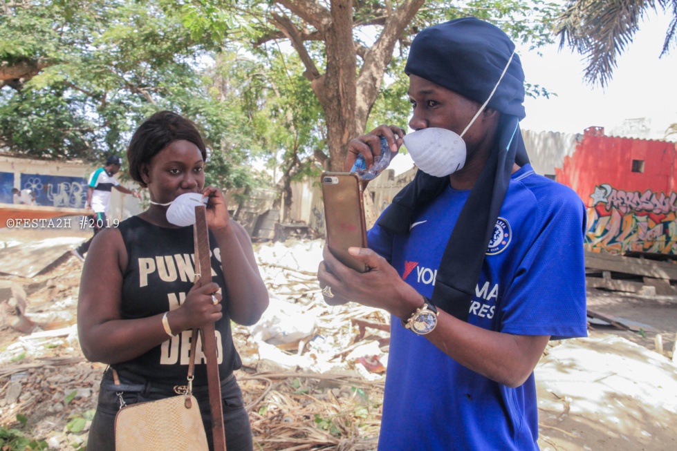 PHOTOS - FESTAH 2H Clean up challenge: Maison de la culture Douta Seck - Quand les rappeurs se mettent au boulot !