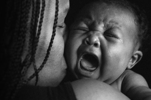 Un algorithme pour décoder les pleurs des bébés
