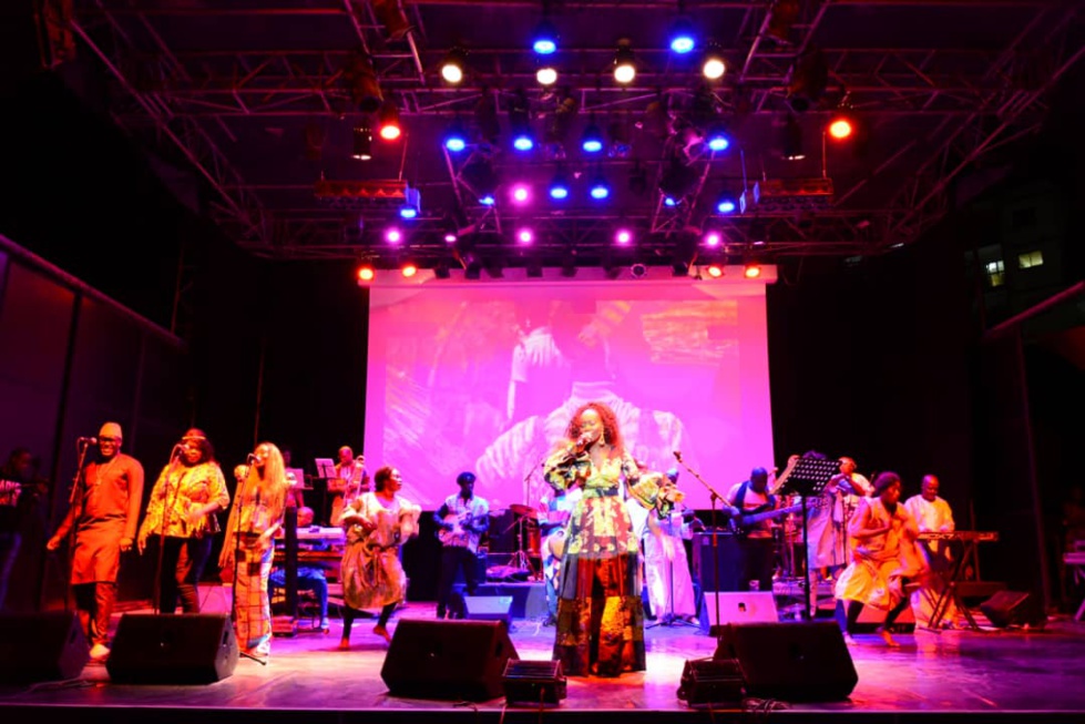 PHOTOS - Les images du concert  de Coumba Gawlo à l'Institut Français