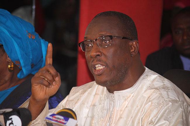 Limogeage en vue: Les proches de Cheikh Oumar Hanne précisent Limogeage en vue: Les proches de Cheikh Oumar Hanne précisent