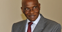 [AUDIO] Me Wade se moque de Benno: "On ne tire pas sur une ambulance"