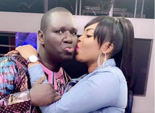 PHOTOS - Avec son « bisou », Maman, ex-animatrice de la Sen TV se rapproche « secrètement » de Salam DIALLO