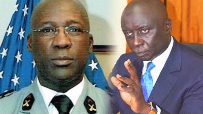 Les piques du colonel Kébé à Idrissa Seck: «Un parti d’opposition s’oppose, mais ne reste pas là à faire comme si de rien n’était»