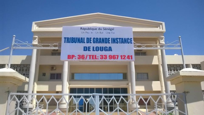 Viol sur mineure: le chanteur religieux Ibra Guèye condamné à un an de prison ferme 