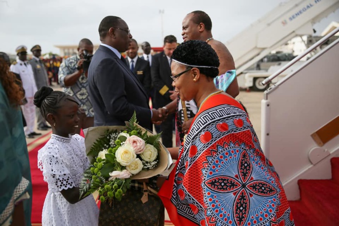 PHOTOS - Arrivée de Sa Majesté Mswati III au Sénégal
