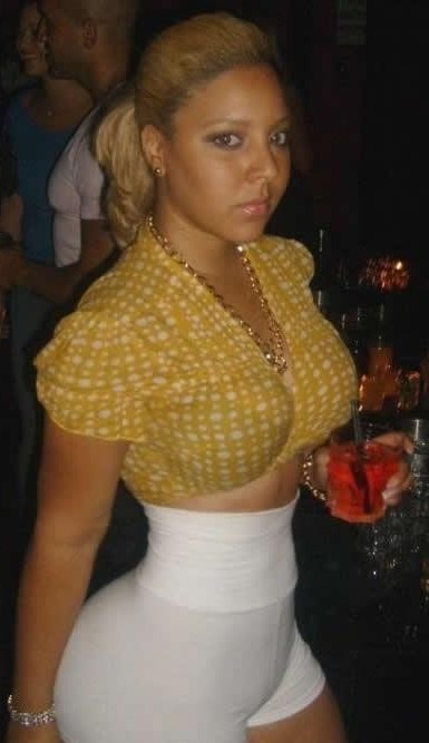 Voici la fille qui a les plus grosses fesses au Cap-Vert