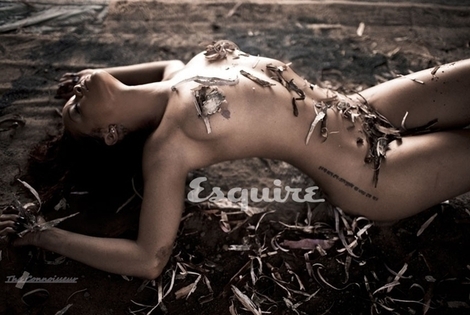 Photo : Rihanna totalement nue pour le magazine Esquire, PlayBoy en attente