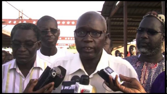 Grave révélation de Gora Khouma: « les douaniers laissent passer les frontières, toute voiture qui paie 25 000 FCFA »