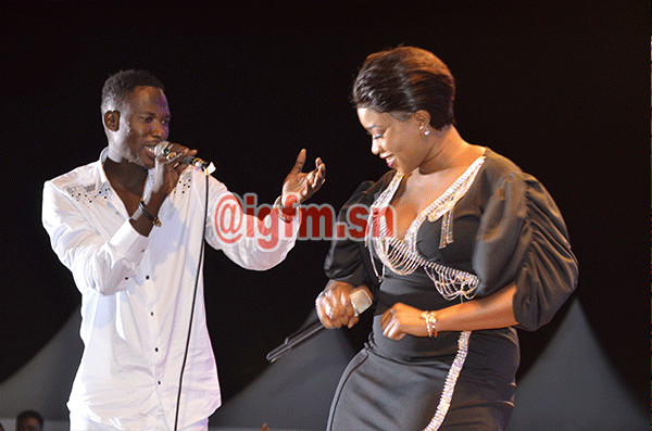 PHOTOS – Après son T- shirt polémique, Wally Seck refait surface à la soirée de Momo Dieng au Cices