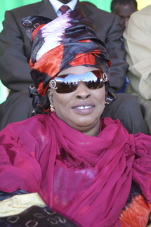 Awa Diop sort ses griffes: « Idy doit retourner à la case des tout petits. Wade a payé le loyer pour Alioune Tine »