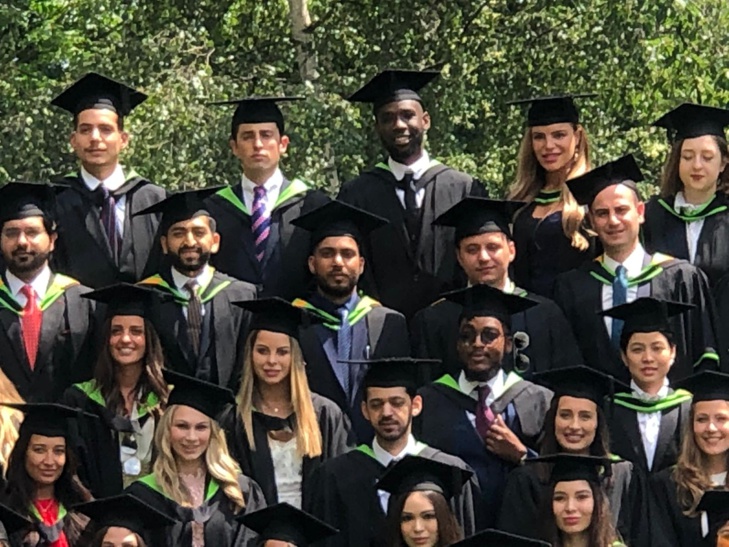 Segui, le fils de Youssou Ndour, décroche son Bachelor of Arts à la Regents University de Londres 