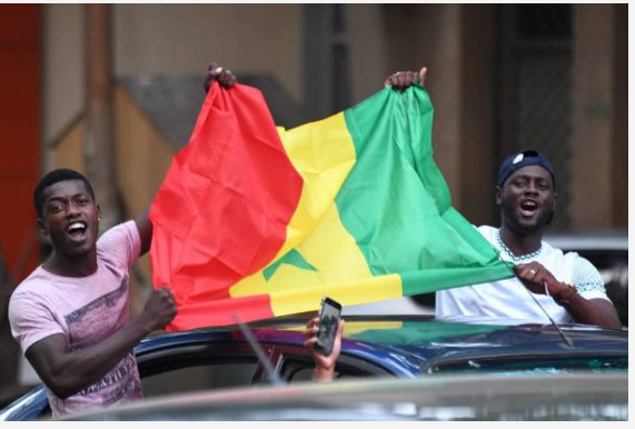 (47 Photos) Liesse populaire à Dakar après la victoire des « Lions » les images qui doit pas vous échapper.