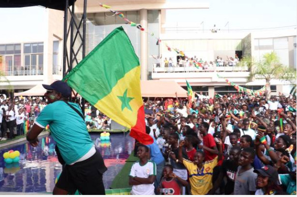 (47 Photos) Liesse populaire à Dakar après la victoire des « Lions » les images qui doit pas vous échapper.