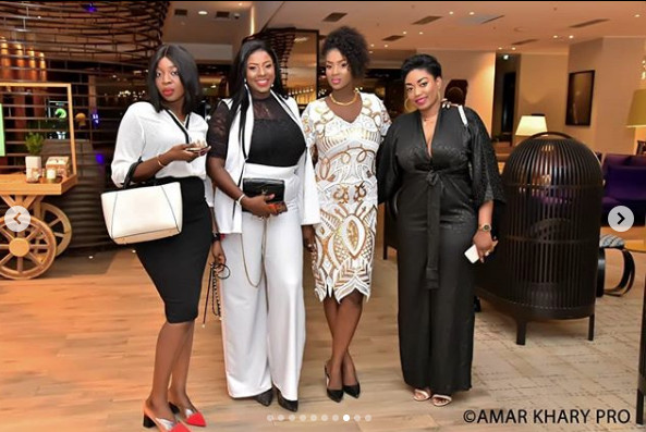 PHOTOS - Après une longue période d’absence: Lissa réapparaît le jour de son anniversaire en compagnie des plus belles filles de Dakar PHOTOS - Après une longue période d’absence: Lissa réapparaît le jour de son anniversaire en compagnie des plus belles filles de Dakar