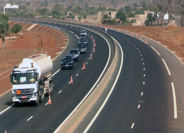 Infrastructures routières: Les Maires initiés à la gestion
