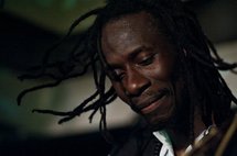 Carlou D lance « Audiovisa » et tire un trait sur le mouvement « Y'en a marre »