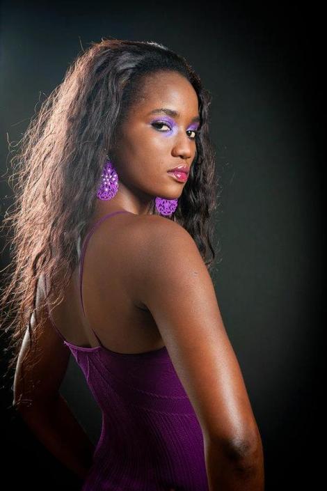 Les photos sexy de Awa Ndiaye, l'ex Miss Saint Louis