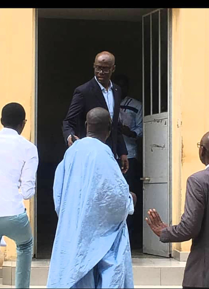 Thierno Alassane Sall à la sortie de son audition: "j’ai signifié à la DIC, mon objection à la procédure"