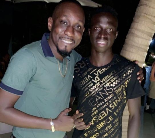 VIDEO - Le célèbre photographe Chon en toute complicité avec Krépin Diatta