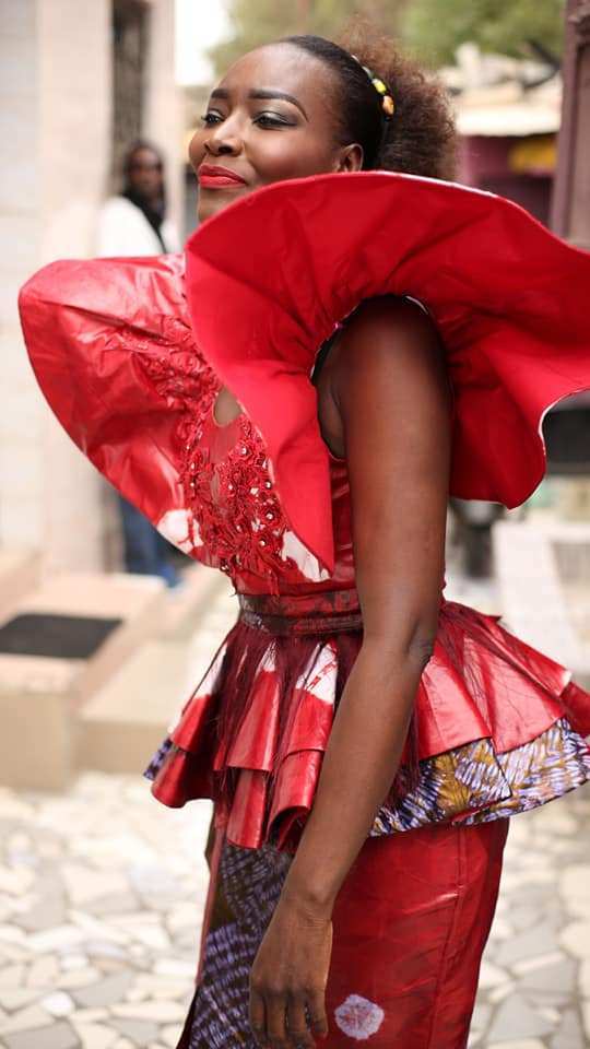 PHOTOS - Coumba Gawlo dévoile enfin sa « fille » dans son nouveau clip