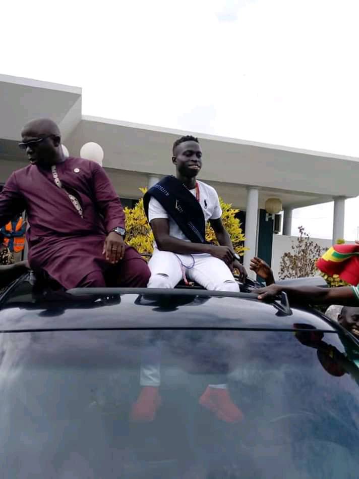 PHOTOS - Accueil triomphal à Ziguinchor pour le joyau de la Tanière, Krépin Diatta !