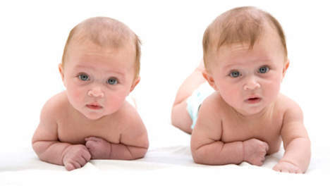 Des jumeaux nés avec deux ans d’écart