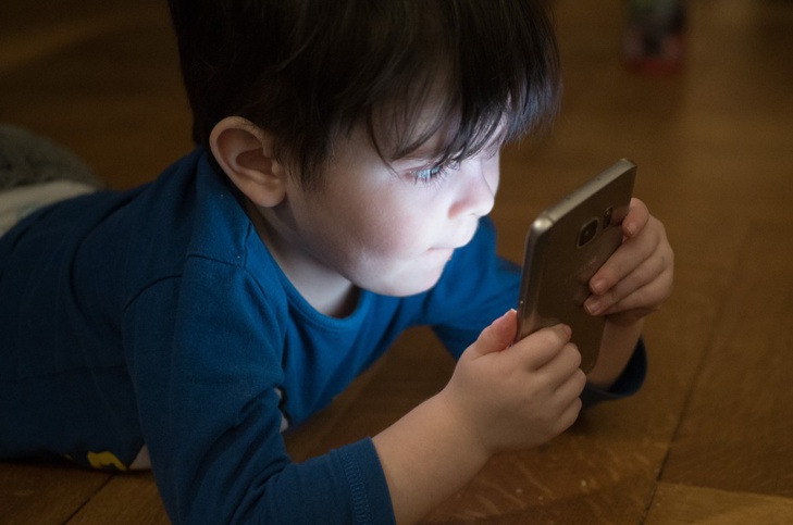 La dépendance aux écrans est en train de détruire une génération d’enfants