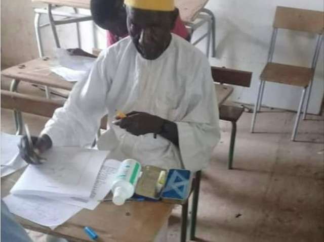 PHOTOS - Voici Ibrahima Amadou Sy, 72 ans, le doyen des candidats au BFEM 2019
