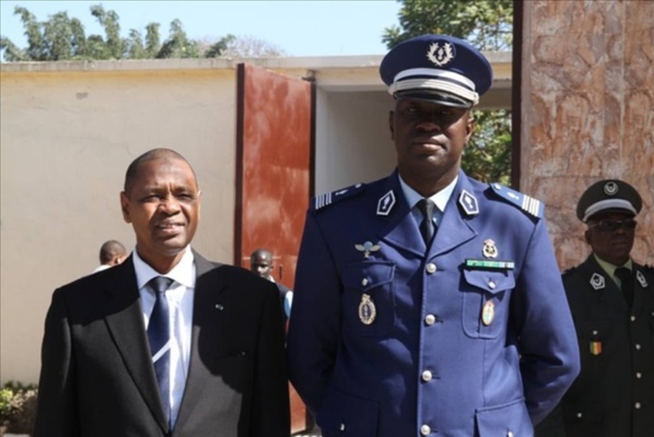 Plainte contre le Gouverneur du palais de la République