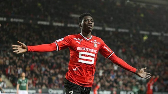 Plus beau but de la saison: la volée d’Ismaila Sarr nominée par l'Uefa